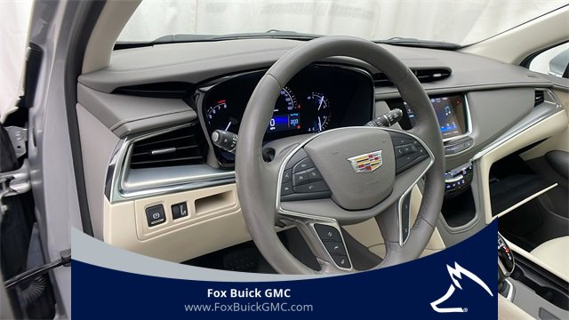 Used 2017 Cadillac XT5 Luxury w/ Driver Awareness Package image 13