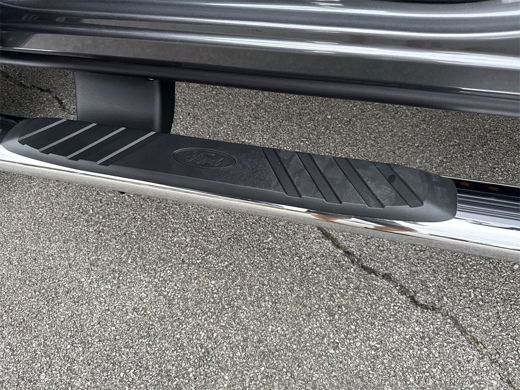 New 2026 Ford F350 XLT image 39