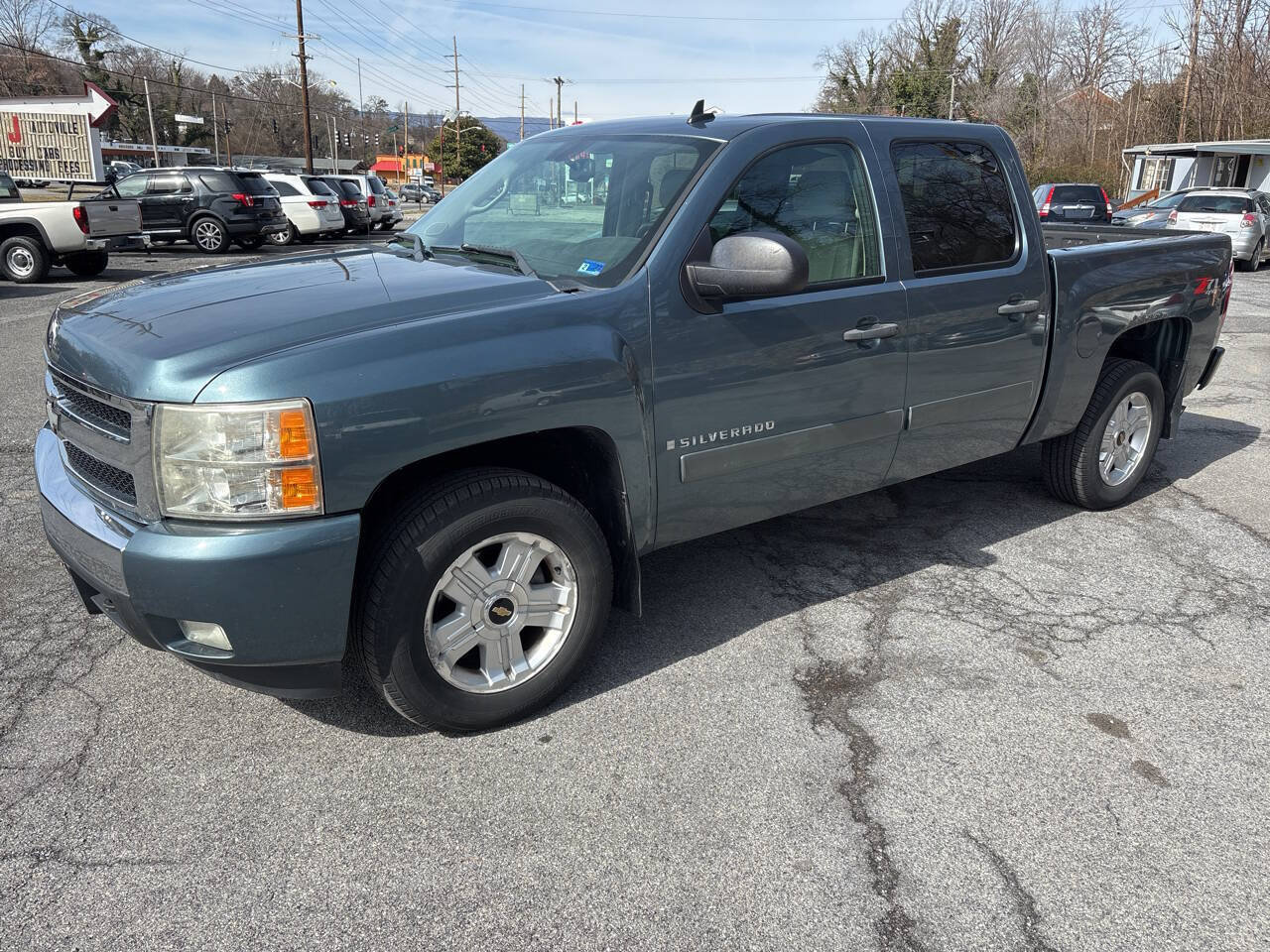 Used 2008 Chevrolet Silverado 1500 LT w/ Safety Package AWD/4WD image 1