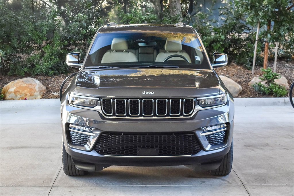 Used 2022 Jeep Grand Cherokee Limited 4xe image 2