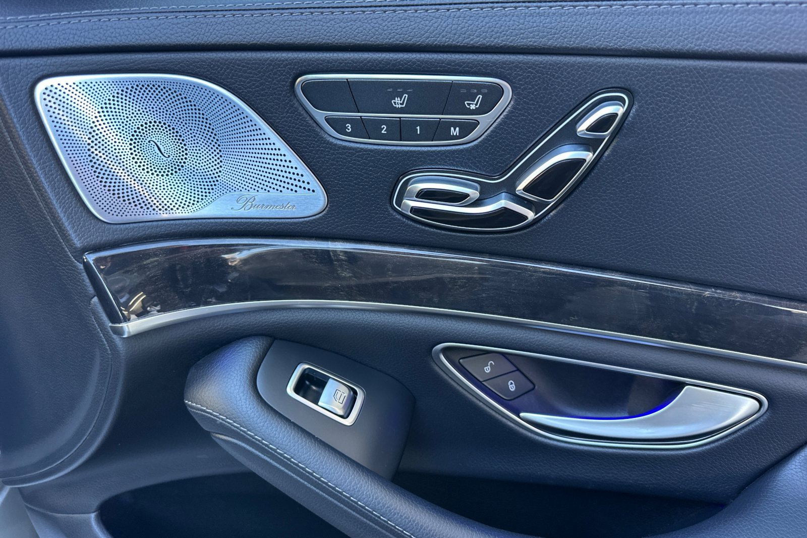 Used 2018 Mercedes-Benz S 450 Sedan image 21