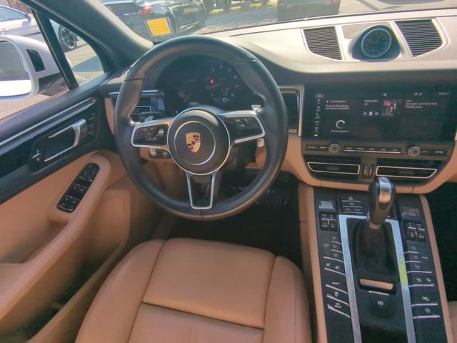 Used 2019 Porsche Macan AWD/4WD image 17