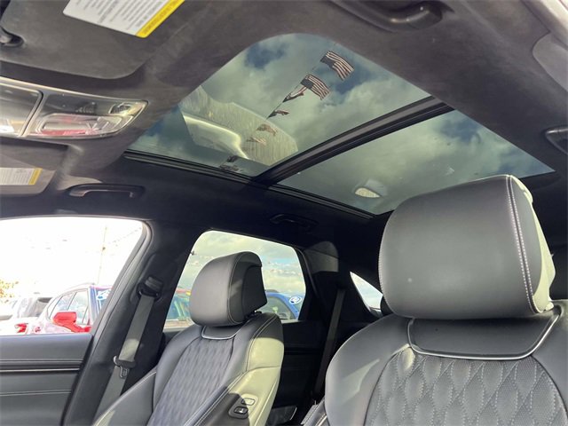 Used 2025 Genesis GV70 3.5T Sport w/ Sport Advanced Package image 11