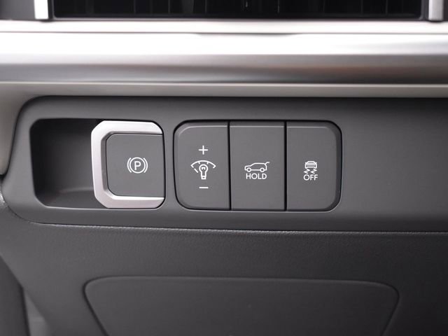 Used 2026 Hyundai Santa Fe SE FWD image 17