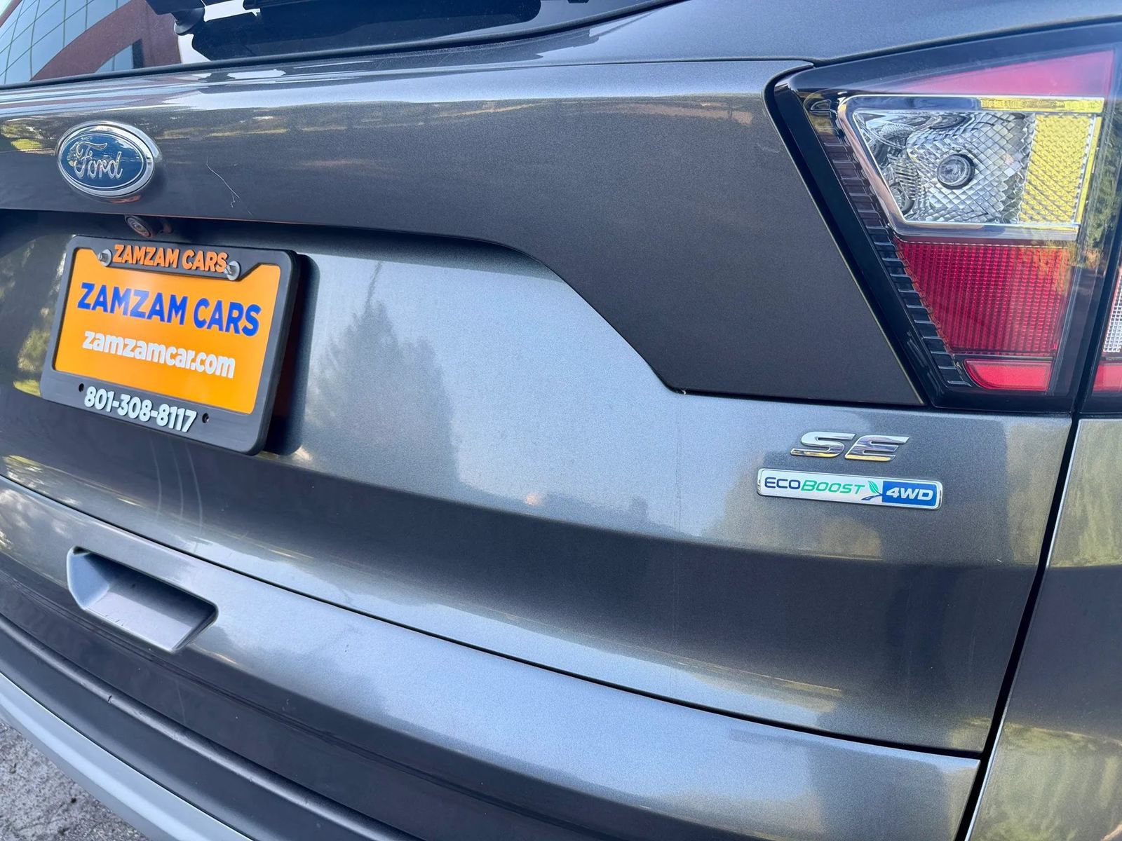 Used 2017 Ford Escape SE AWD/4WD image 34