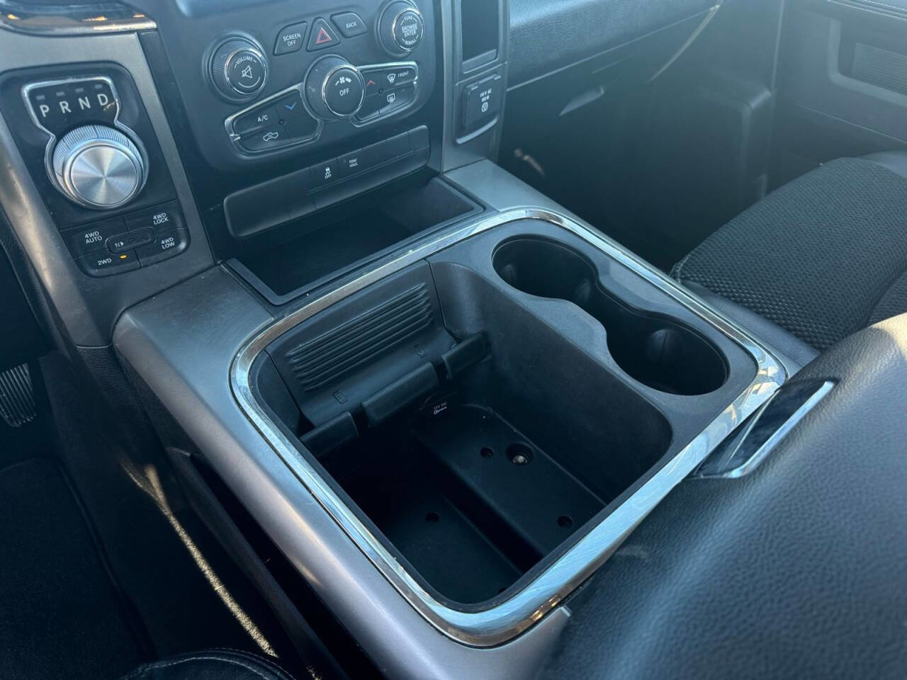 Used 2018 RAM 1500 Sport image 25