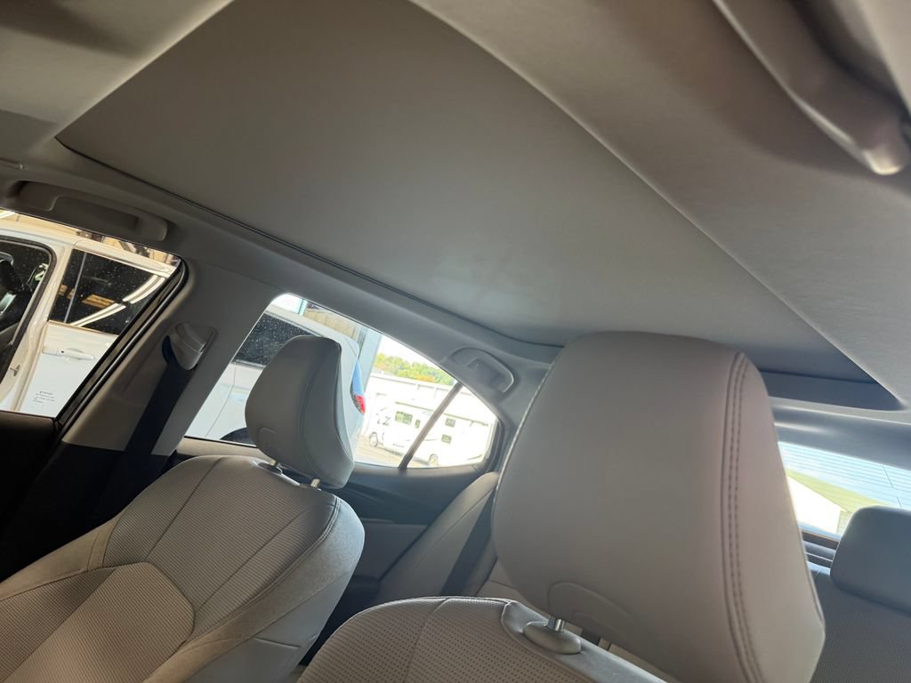 Used 2025 Toyota Camry XLE FWD image 23