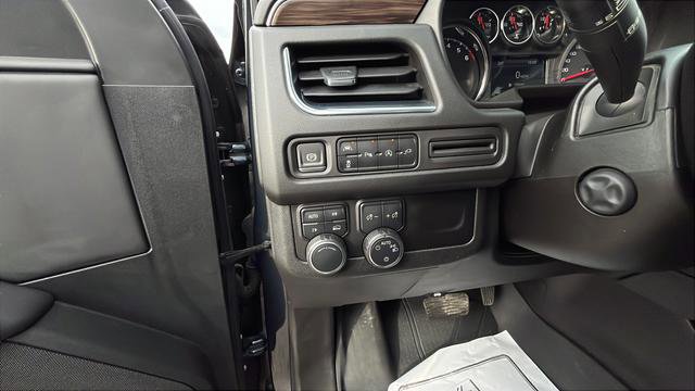 Used 2021 Chevrolet Tahoe LT w/ Luxury Package image 11