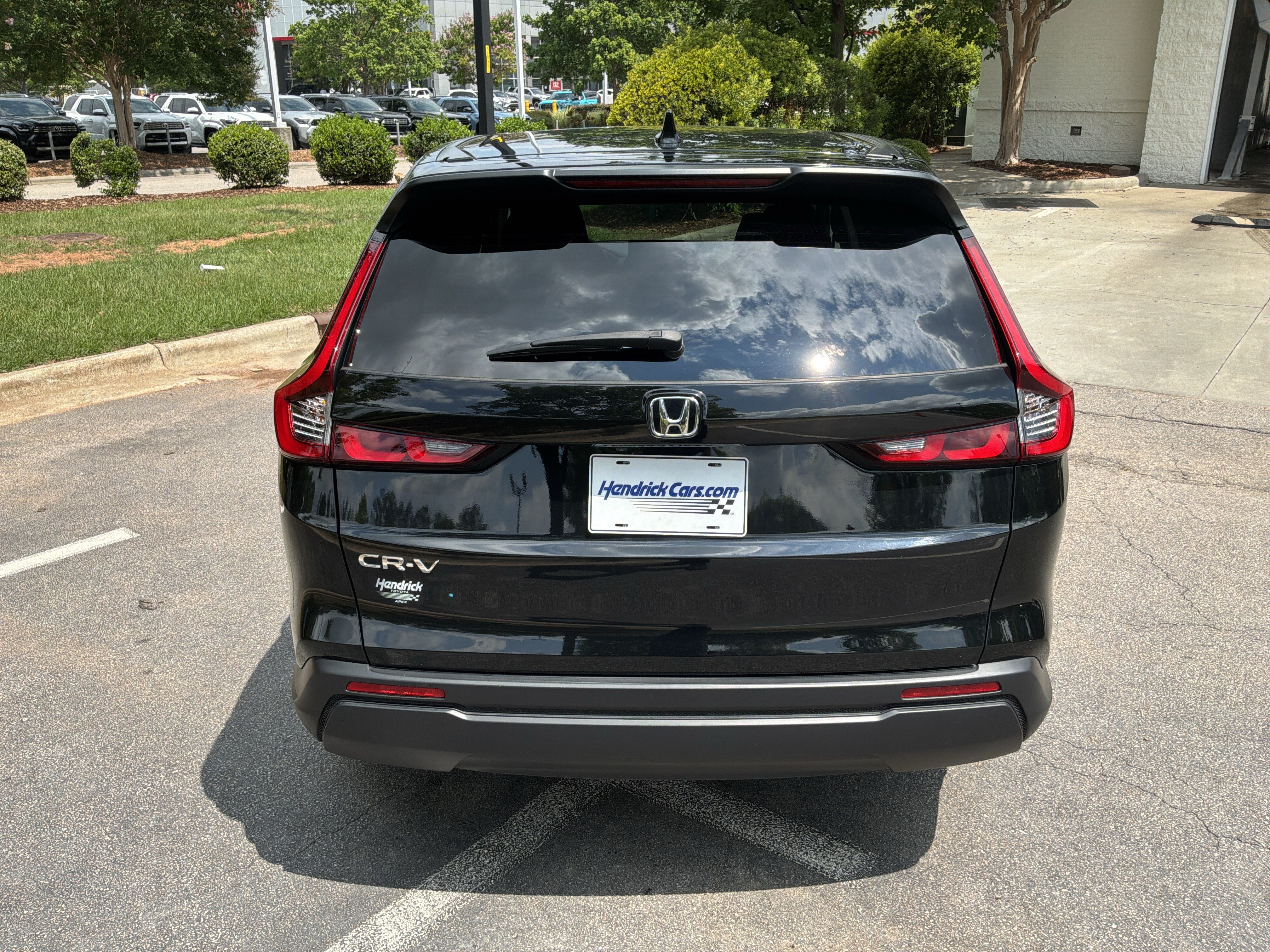 Used 2024 Honda CR-V EX image 9