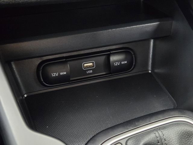 Used 2025 Kia Soul LX image 24