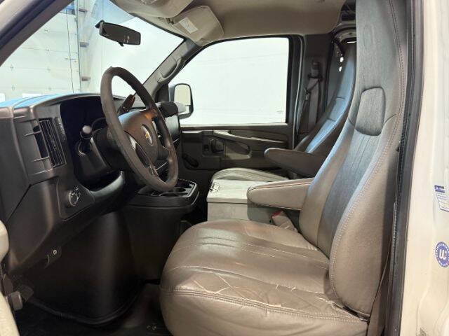 Used 2012 Chevrolet Express 2500 w/ Cold Climate Package RWD image 12