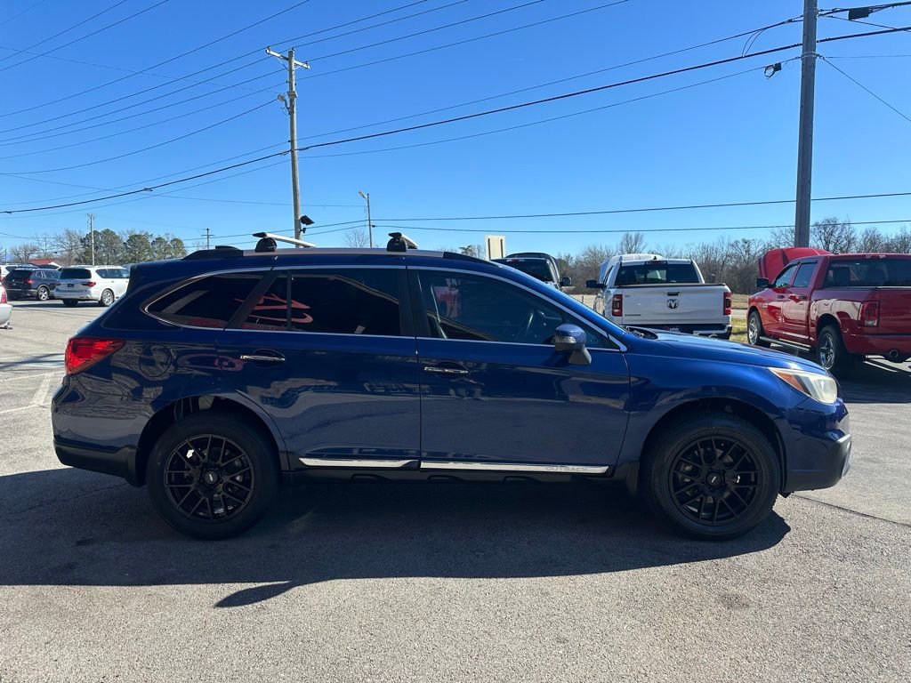 Used 2017 Subaru Outback 2.5i Touring w/ Popular Package #5A AWD/4WD image 6