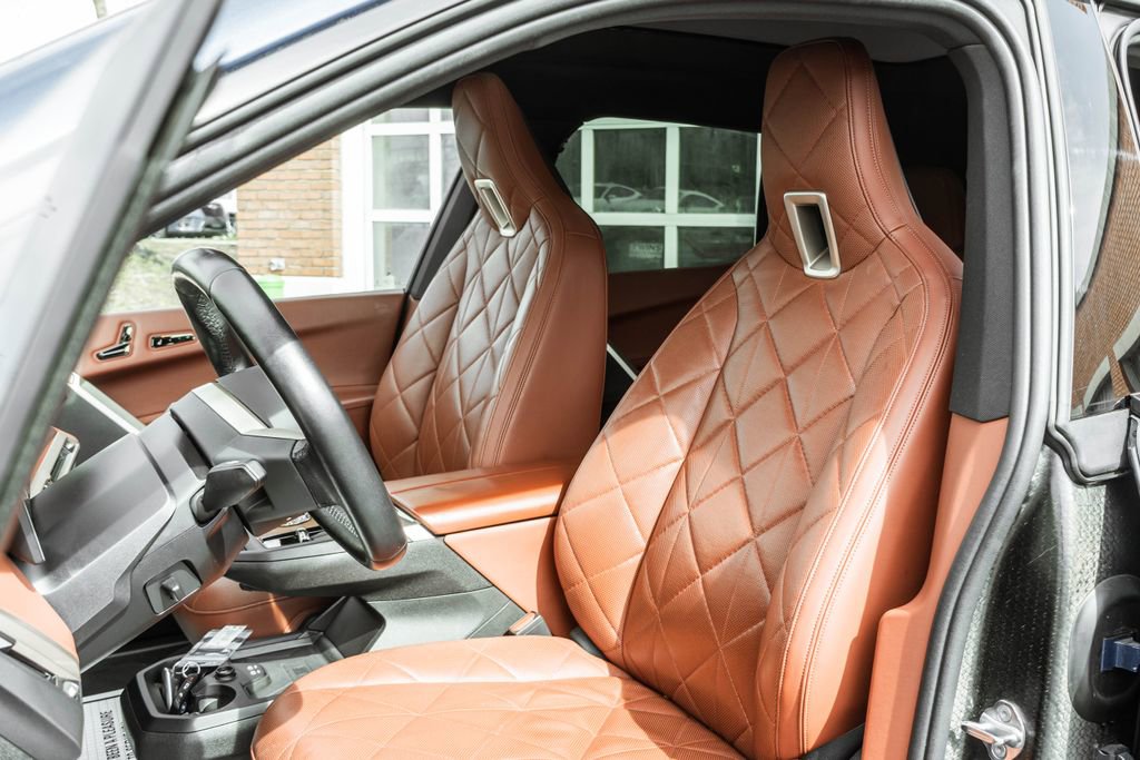 Used 2023 BMW iX xDrive50 w/ Premium Package image 6