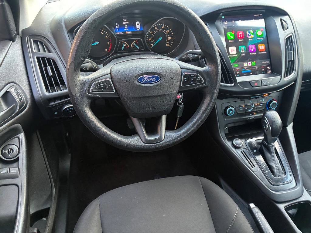Used 2017 Ford Focus SE FWD image 15