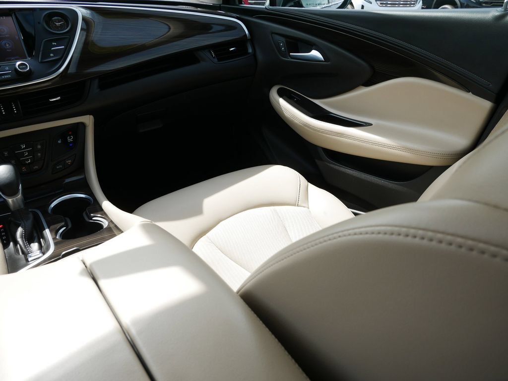 Used 2019 Buick Envision Preferred FWD image 17