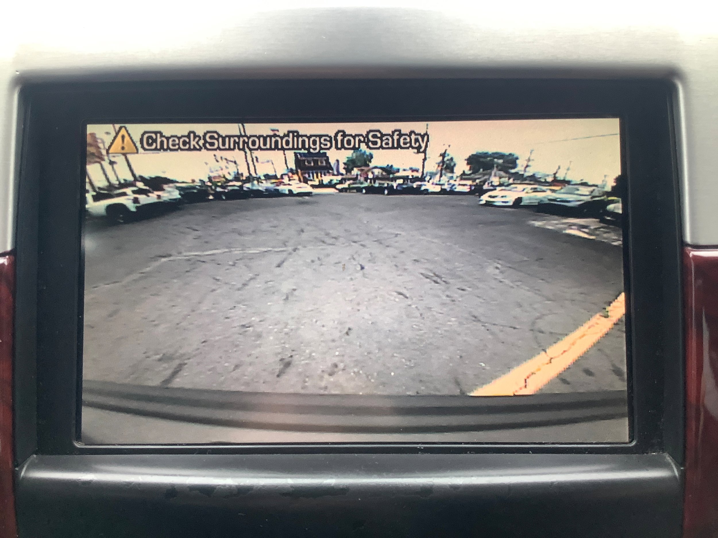 Used 2011 Cadillac Escalade Luxury AWD/4WD image 24