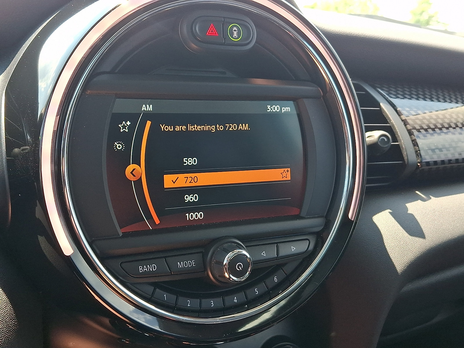 Used 2019 MINI Cooper S w/ Signature Upholstery Package FWD image 15