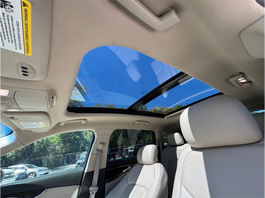 Used 2018 Lincoln MKX Reserve w/ Driver Assistance Package image 40