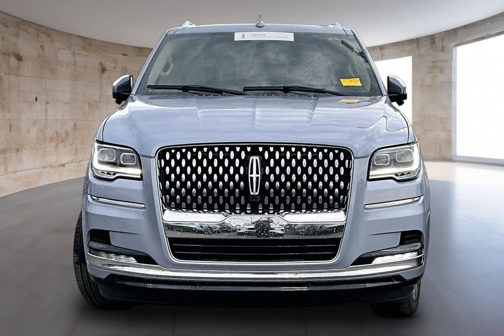 Used 2024 Lincoln Navigator L Black Label AWD/4WD image 4