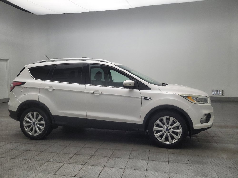 Used 2017 Ford Escape Titanium FWD image 11