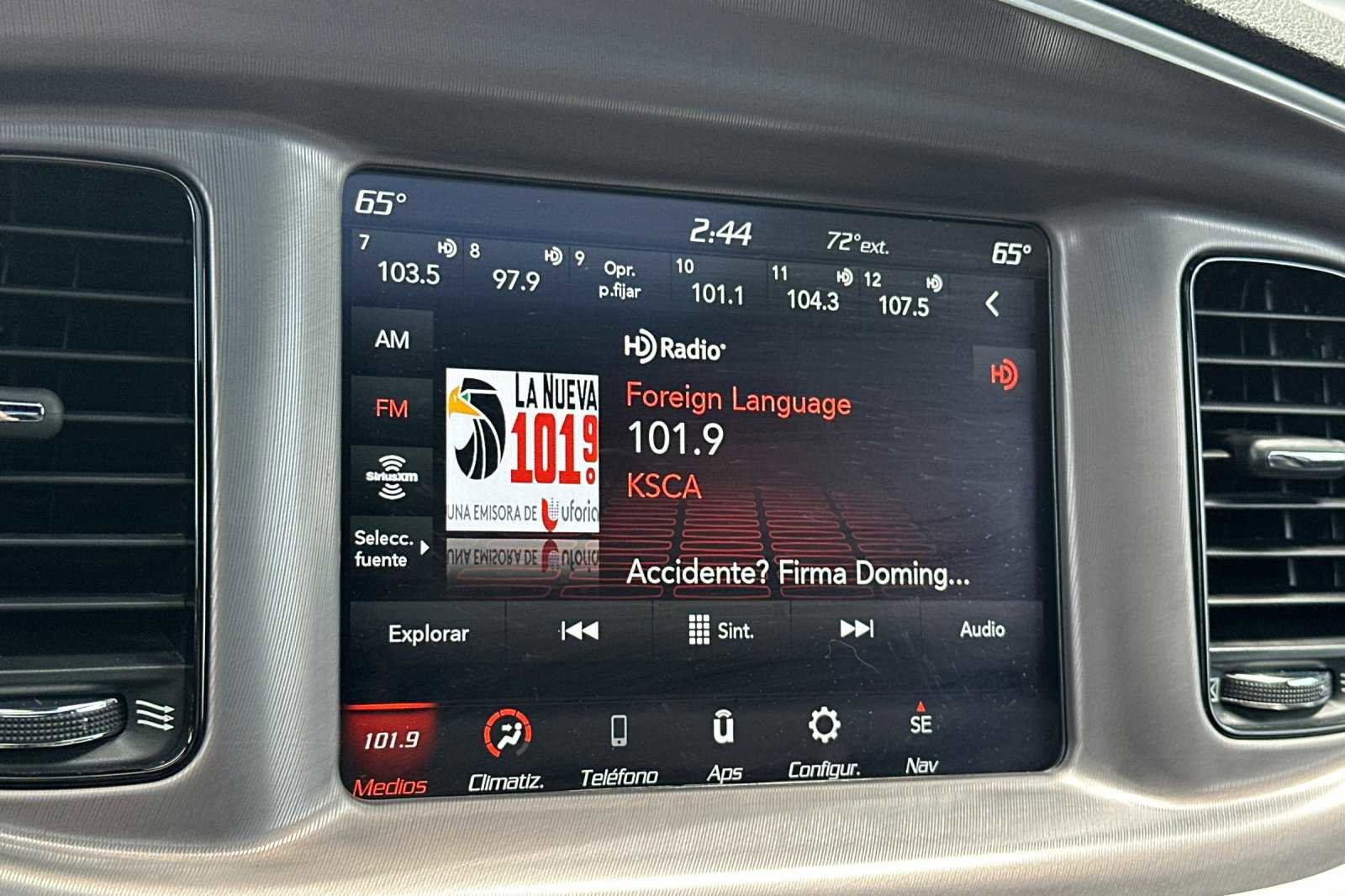 Used 2022 Dodge Charger R/T w/ Blacktop Package image 19