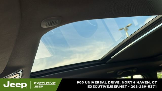 Used 2022 Jeep Grand Cherokee Summit image 14