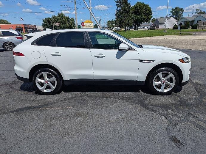 Used 2018 Jaguar F-PACE Premium AWD/4WD image 6
