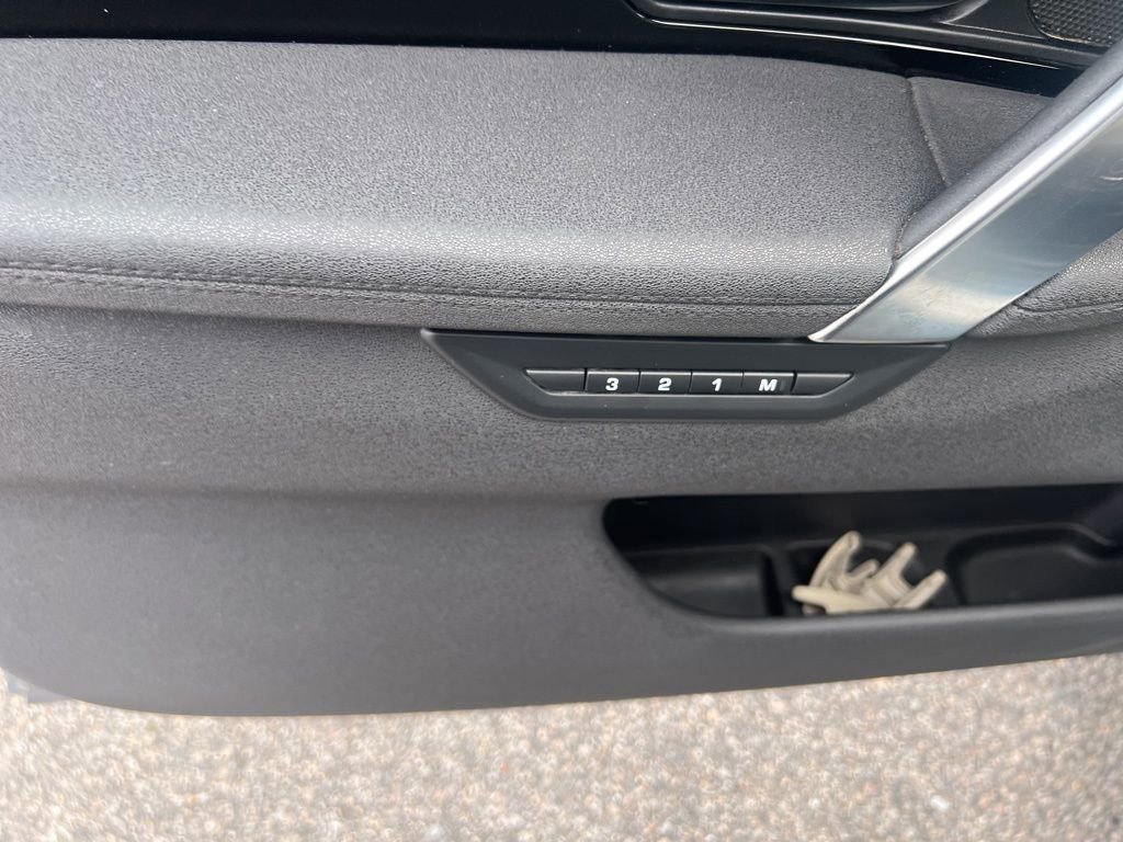 Used 2021 Land Rover Discovery Sport SE image 15