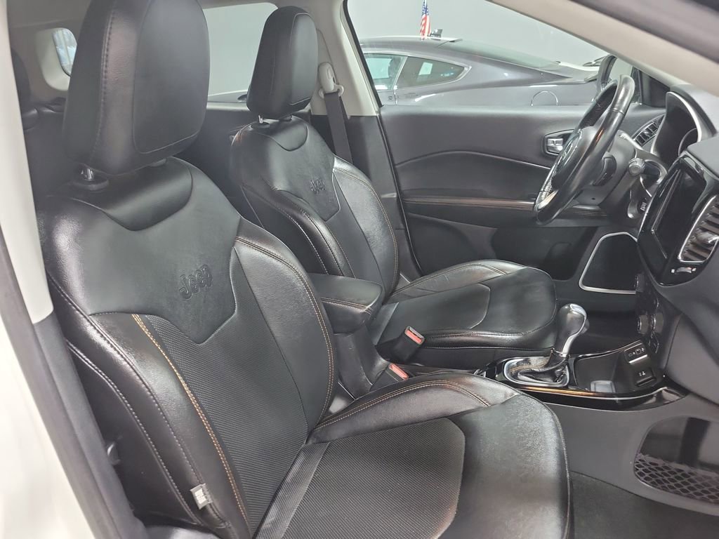 Used 2020 Jeep Compass Limited image 28