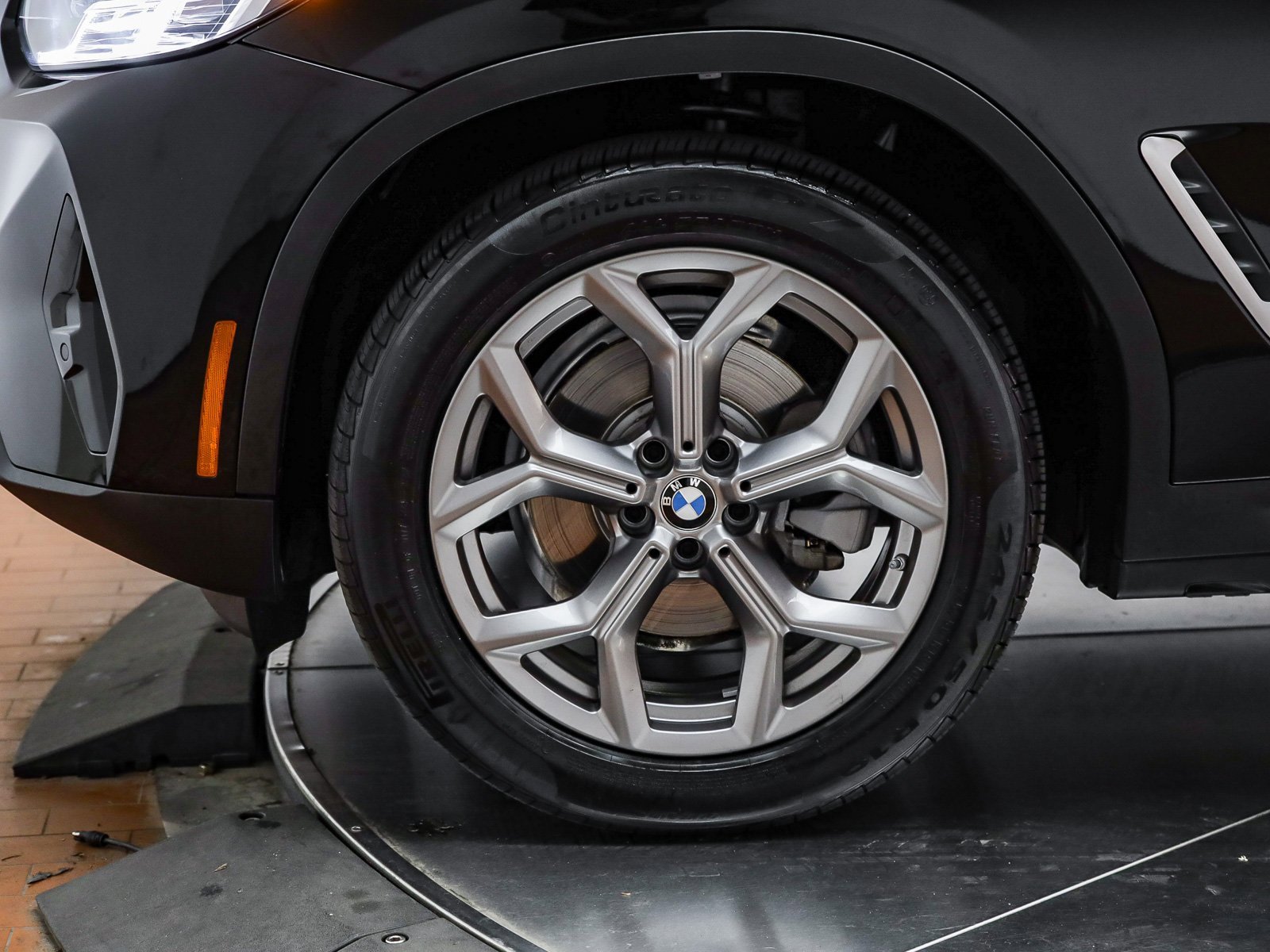 Used 2024 BMW X3 sDrive30i w/ Premium Package w/ZPA image 12