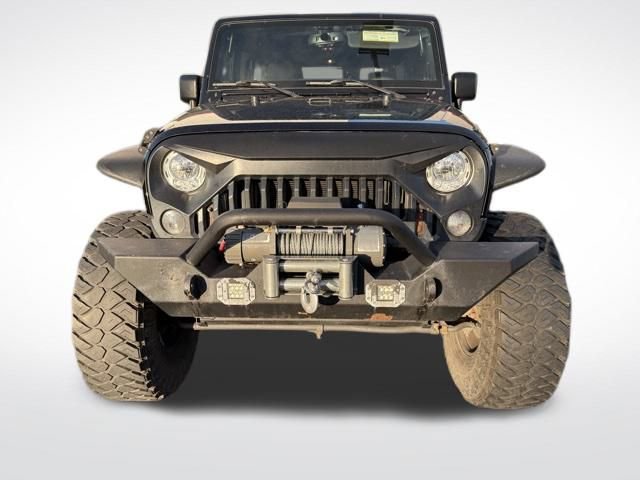 Used 2017 Jeep Wrangler Unlimited Sahara w/ Max Tow Package image 8