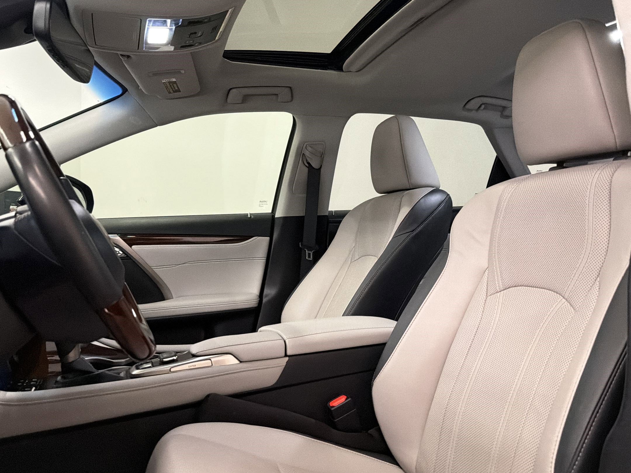 Used 2019 Lexus RX 350 FWD w/ Navigation Package image 5