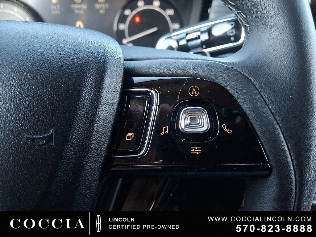 Used 2022 Lincoln Corsair AWD w/ Equipment Group 101A image 22