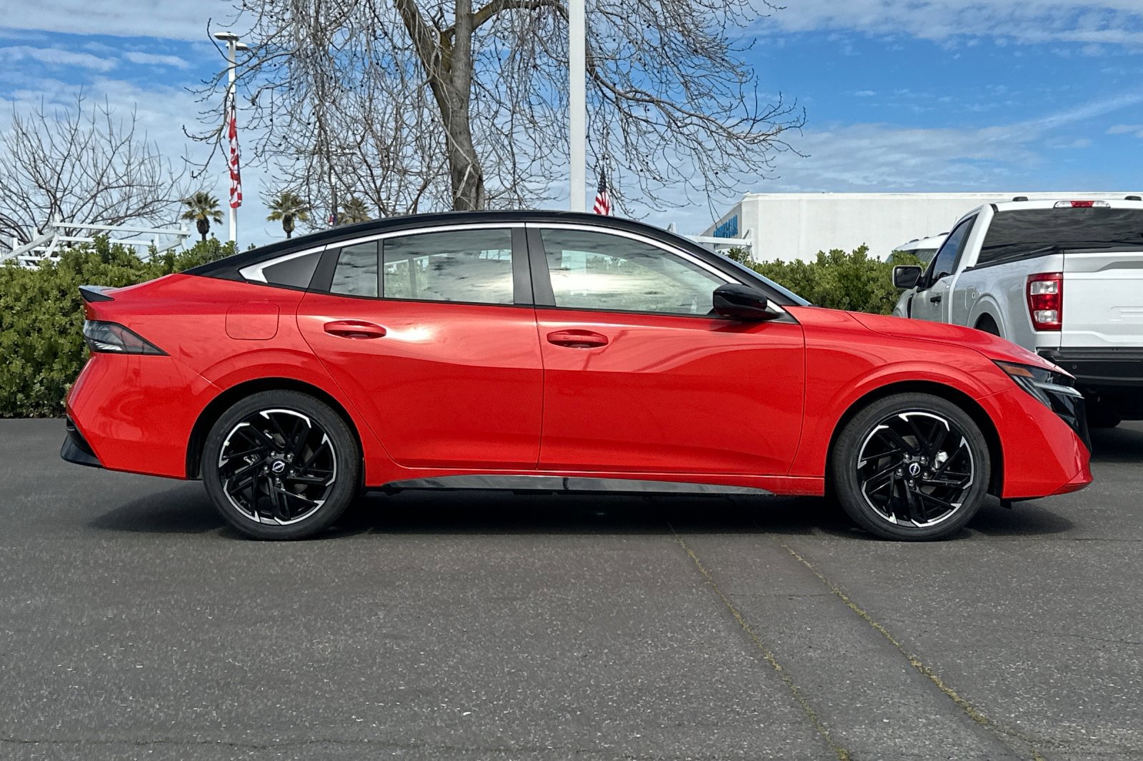 New 2026 Nissan Sentra SR image 3