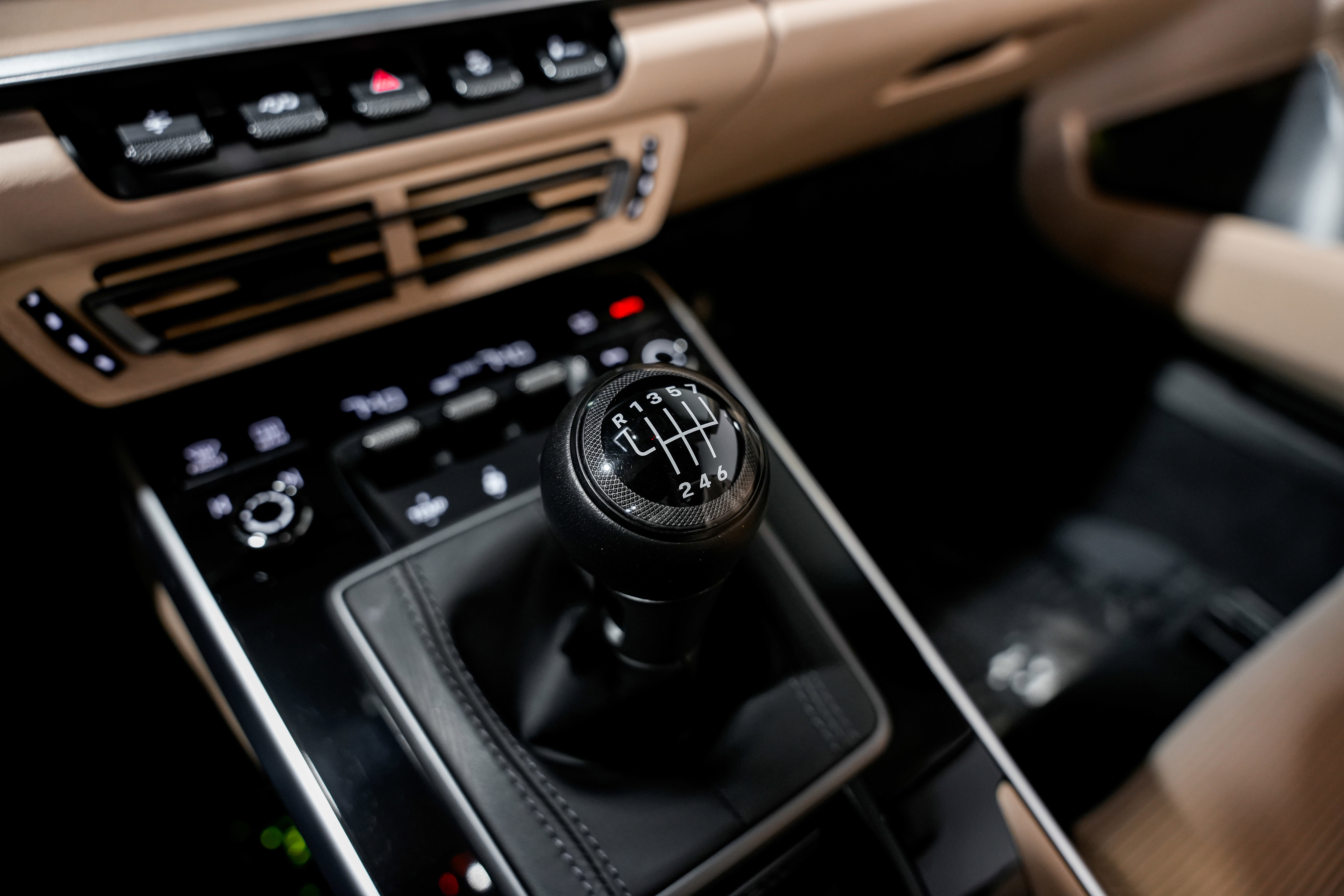 Used 2021 Porsche 911 Targa 4S Heritage Design image 19