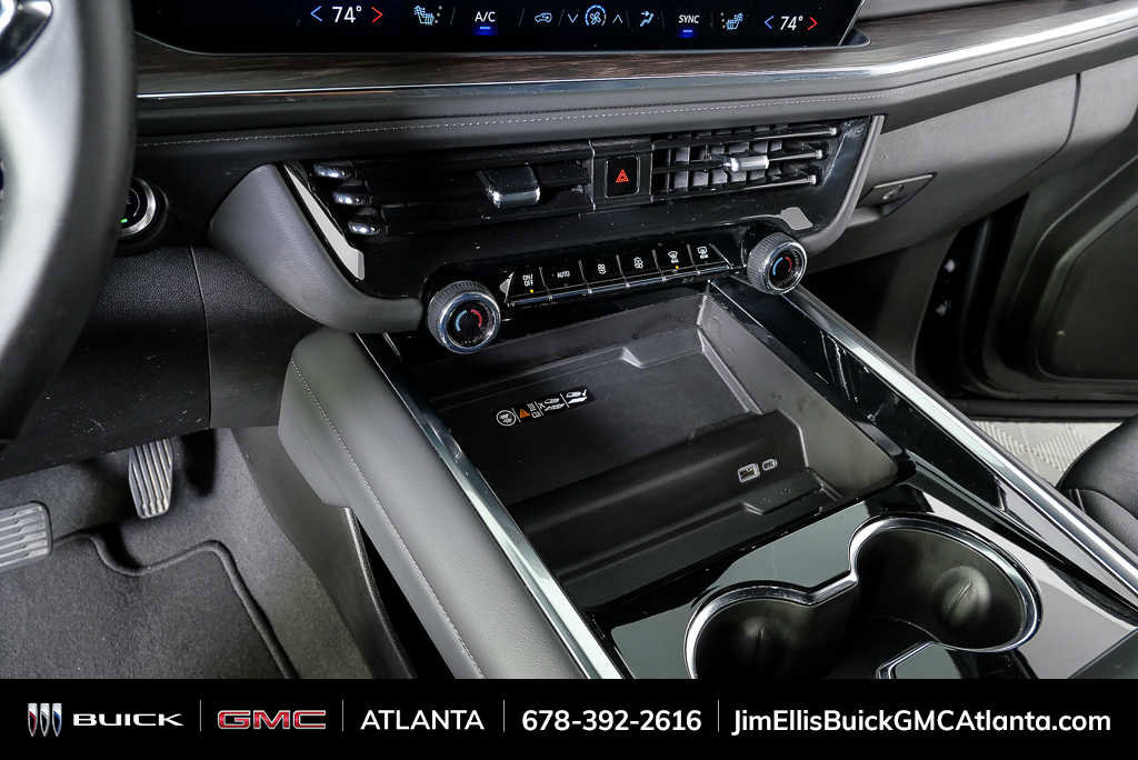 Used 2025 Chevrolet Tahoe LT image 17