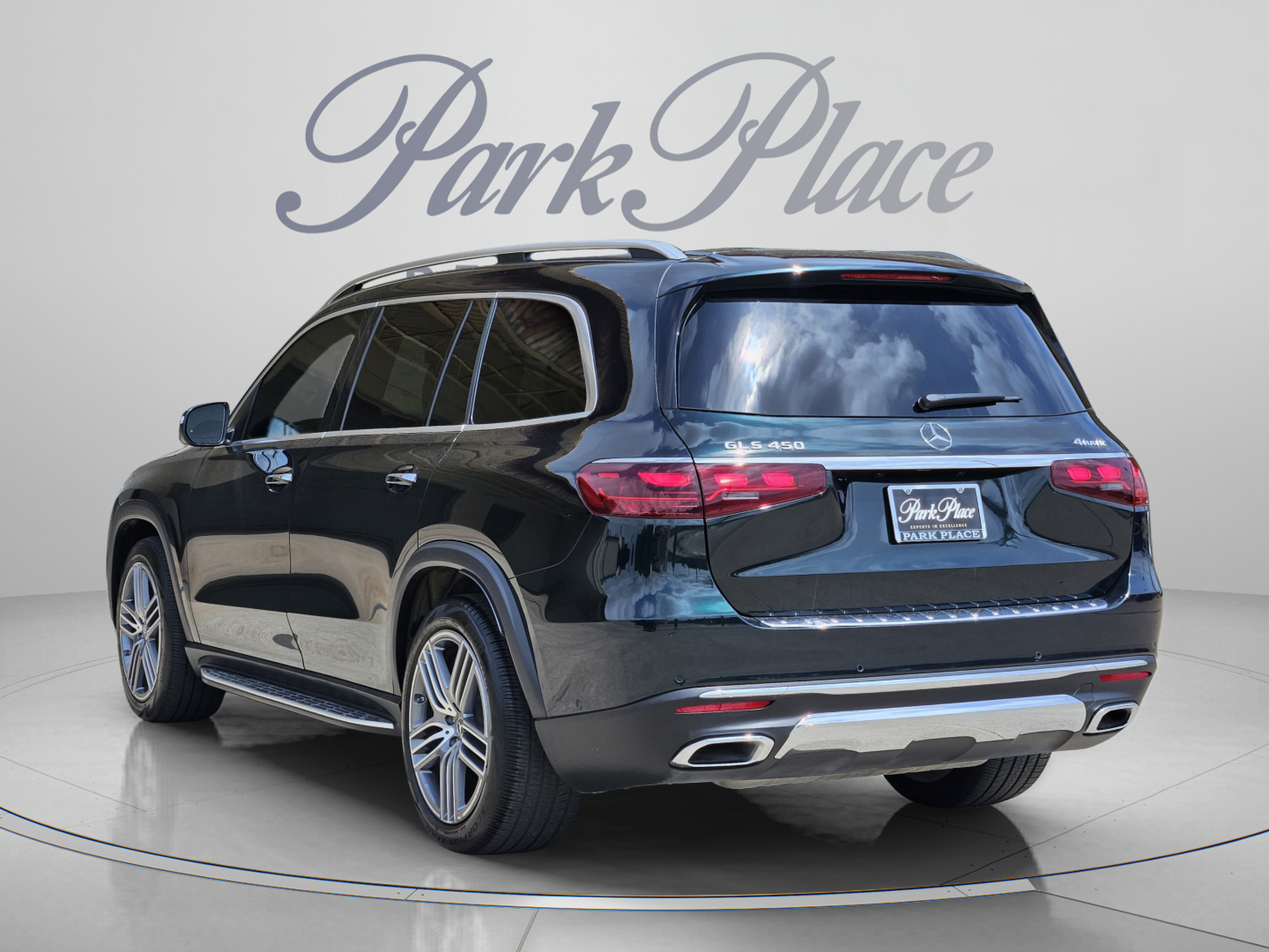 Certified 2024 Mercedes-Benz GLS 450 4MATIC image 3