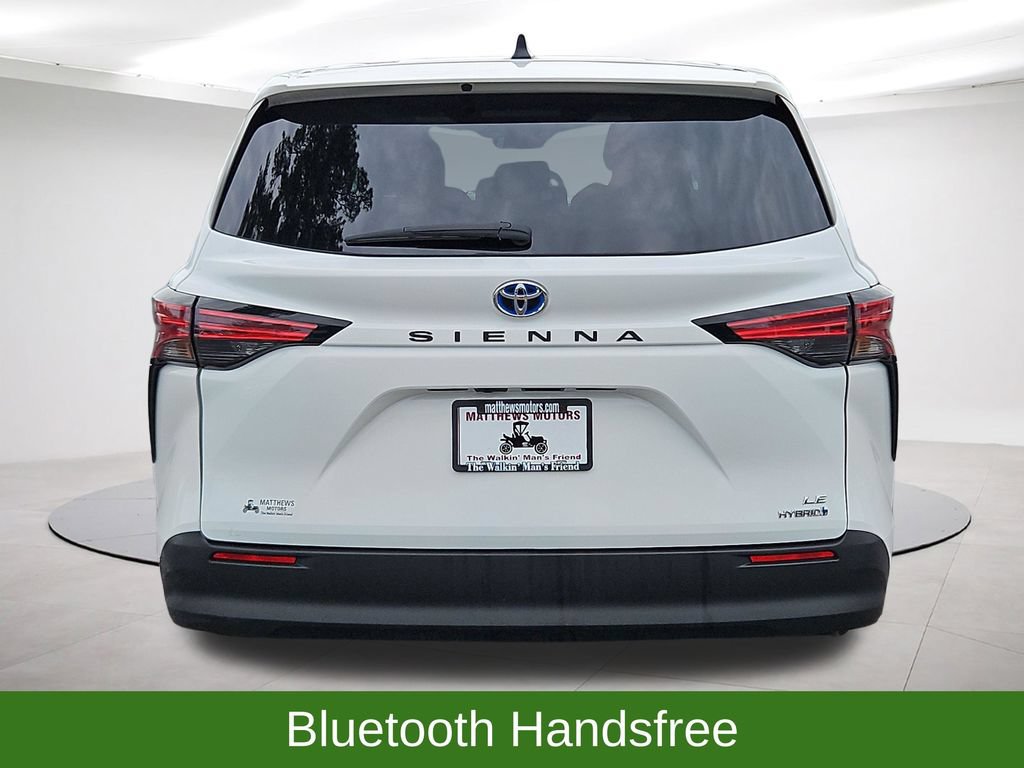Used 2022 Toyota Sienna LE FWD image 6