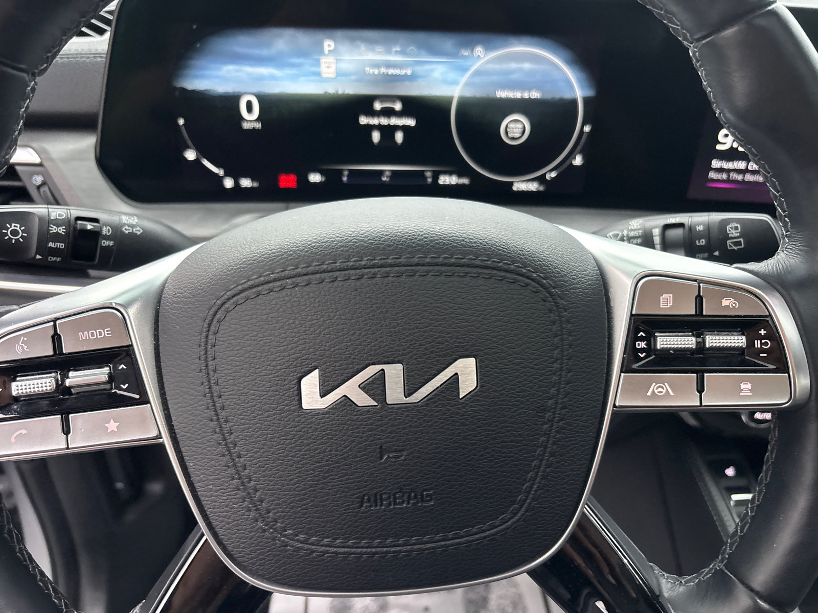 Used 2024 Kia Telluride SX X-Pro AWD/4WD image 16
