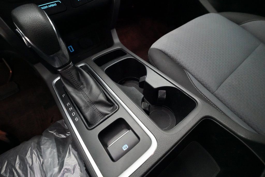 Used 2018 Ford Escape SE image 13
