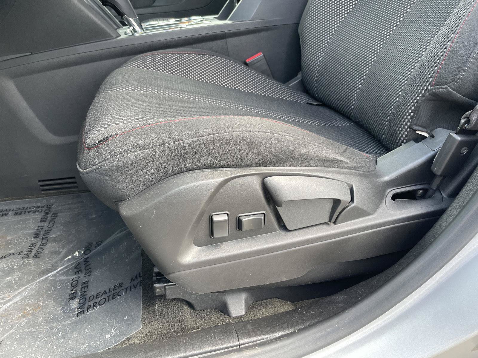 Used 2017 GMC Terrain SLE FWD image 4