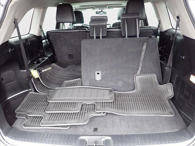 Used 2016 Toyota Highlander XLE image 8