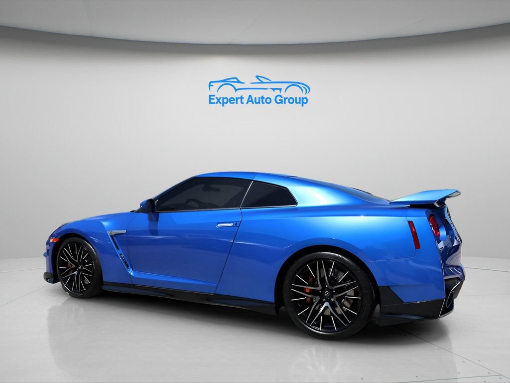 Used 2024 Nissan GT-R w/ Floor Mat Package AWD/4WD image 6