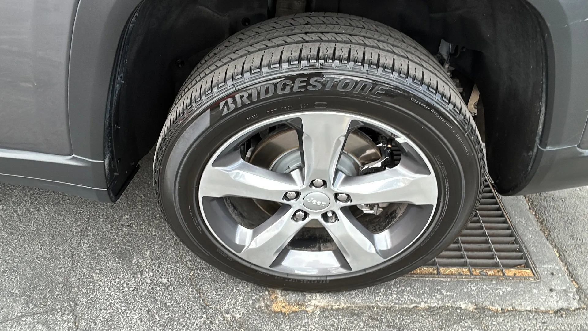 Used 2021 Jeep Grand Cherokee L Limited image 47