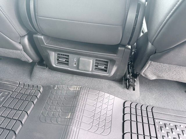 Used 2026 GMC Sierra 1500 SLT image 25