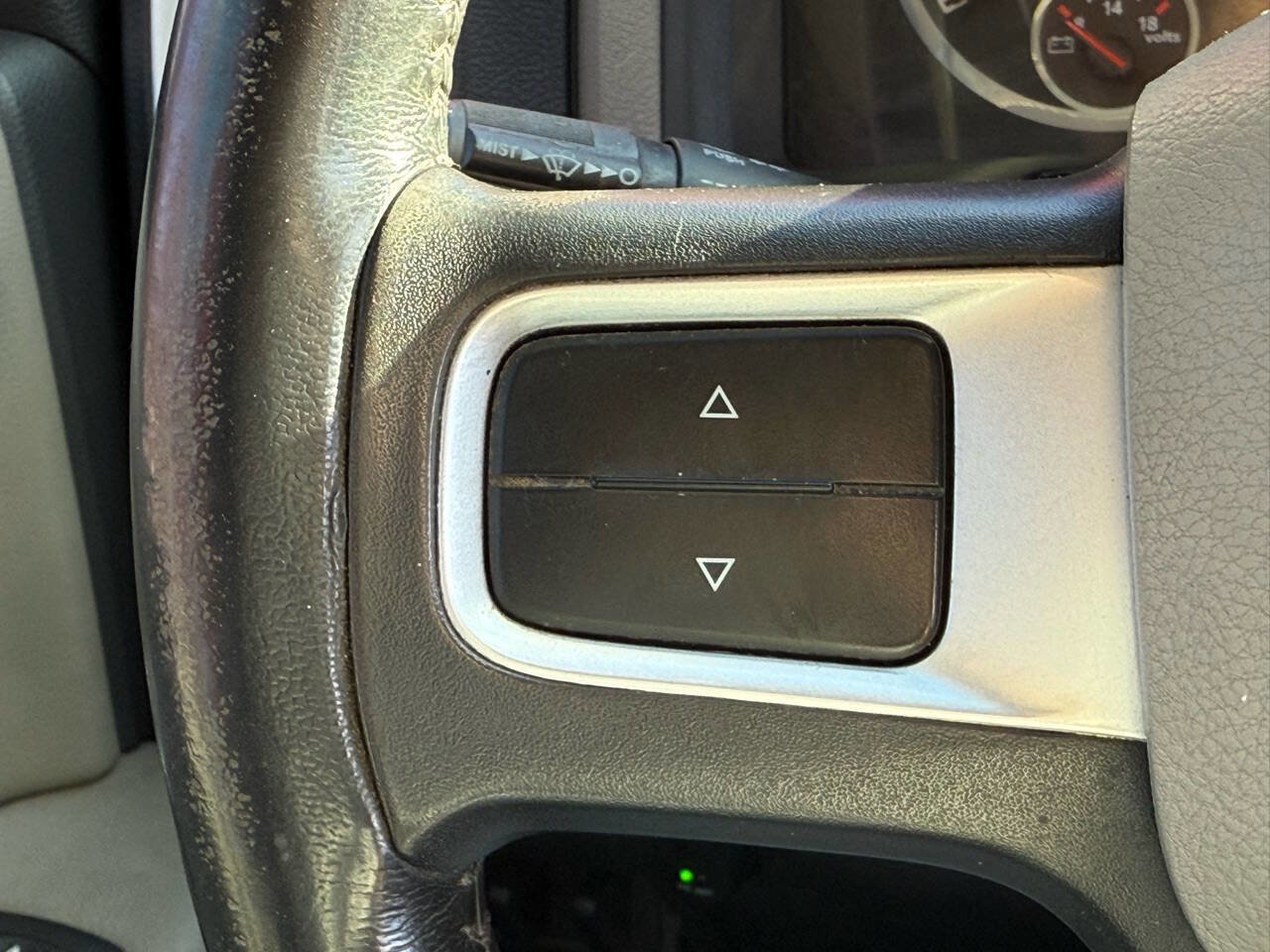 Used 2010 Dodge Ram 2500 Truck SLT w/ Luxury Group image 31