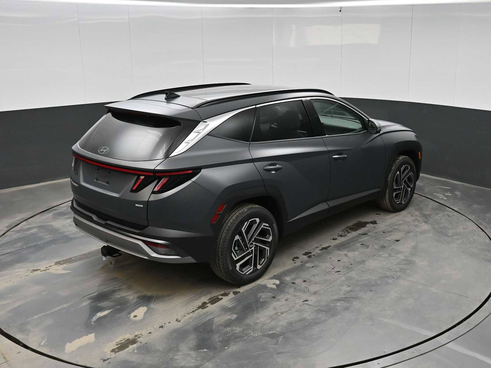 New 2026 Hyundai Tucson Limited w/ Tow & Go Package image 28