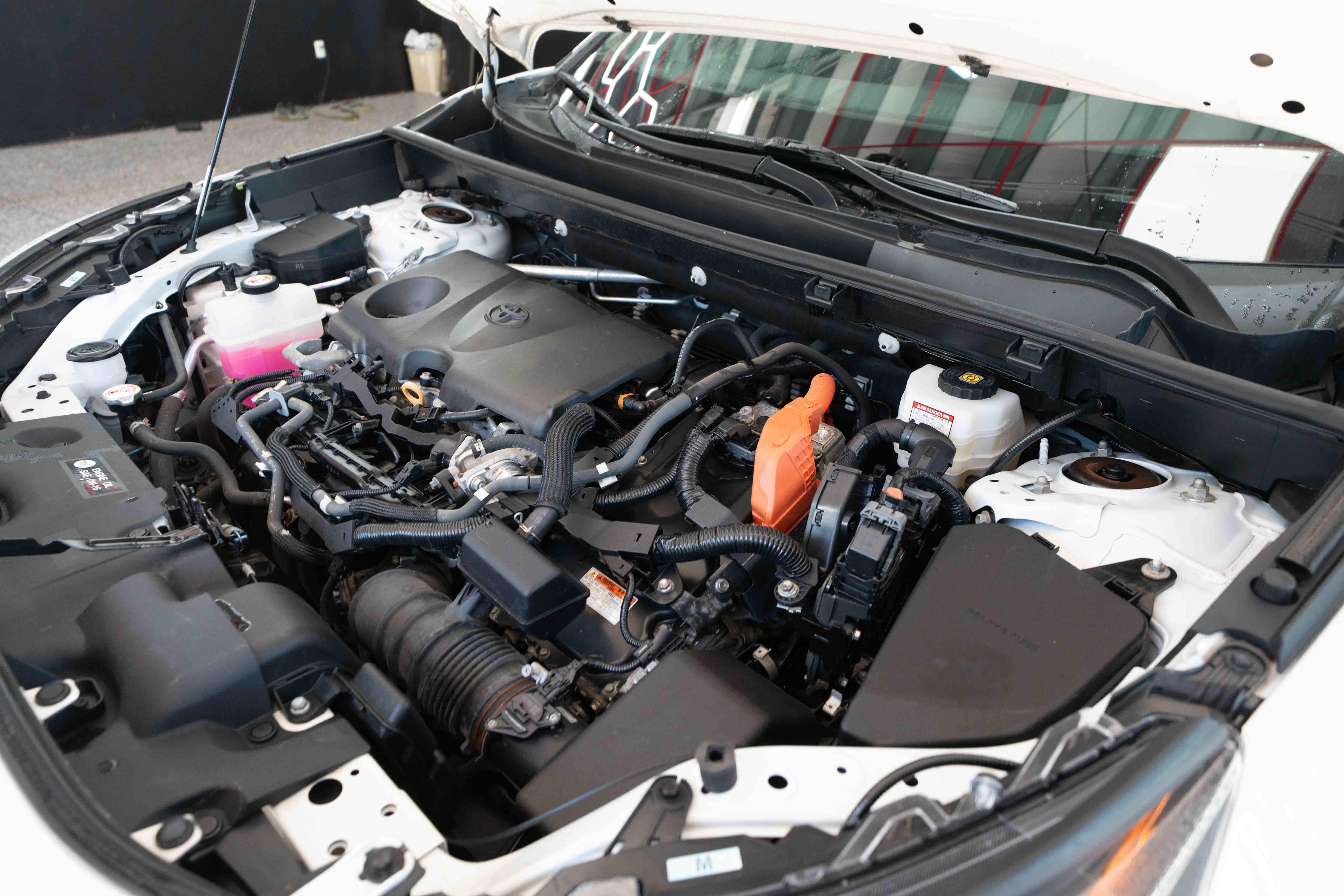 Used 2022 Toyota RAV4 LE AWD/4WD image 33