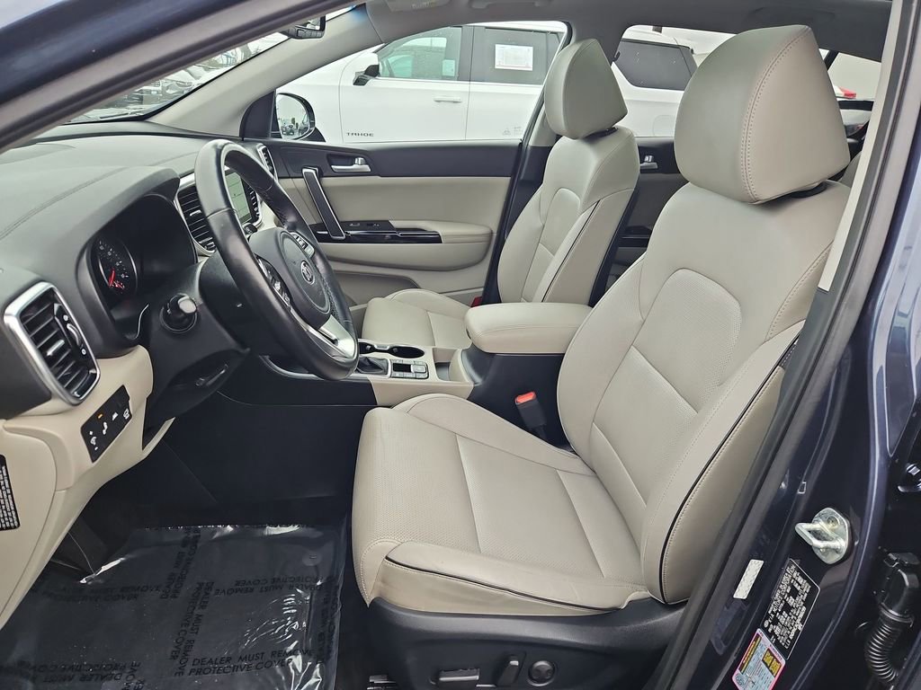 Used 2022 Kia Sportage EX w/ EX Technology Package image 21