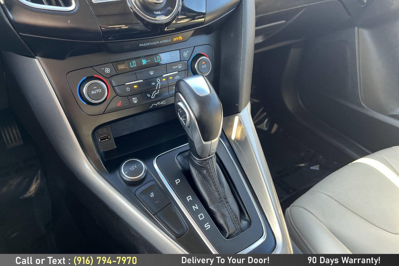 Used 2017 Ford Focus Titanium image 19
